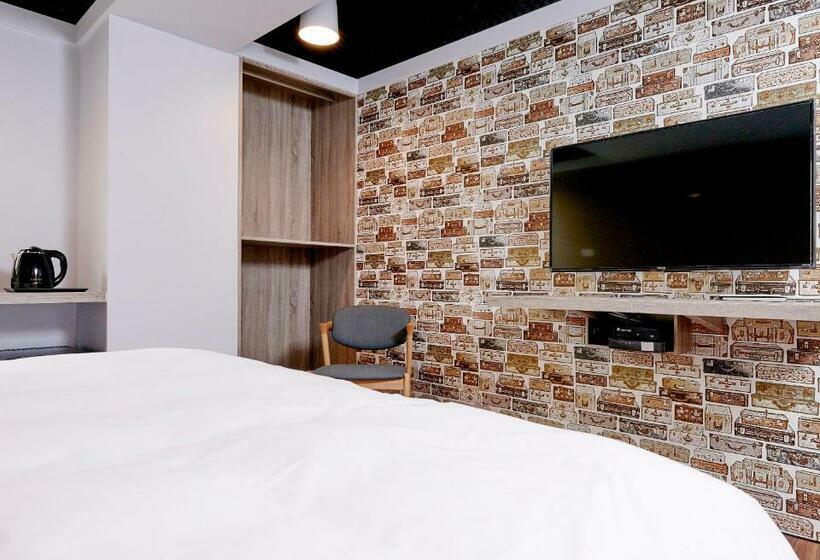 اتاق استاندارد, Bon Hotel Taipei