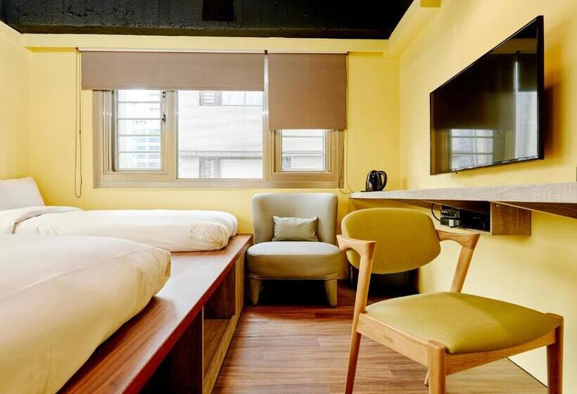 اتاق استاندارد سه نفره, Bon Hotel Taipei