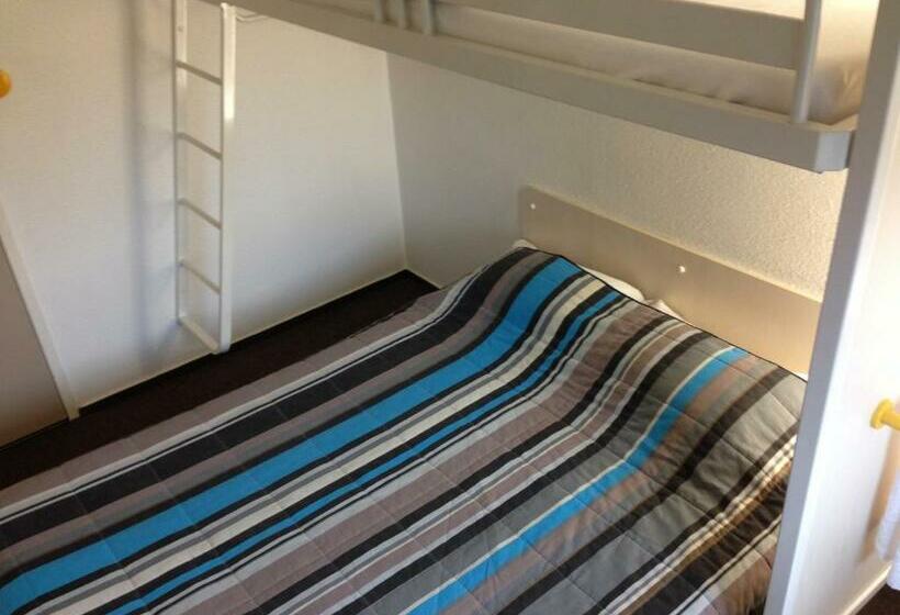 스탠다드 트리픔 룸 공동욕실, F1 Saint Etienne Est La Grand Croix