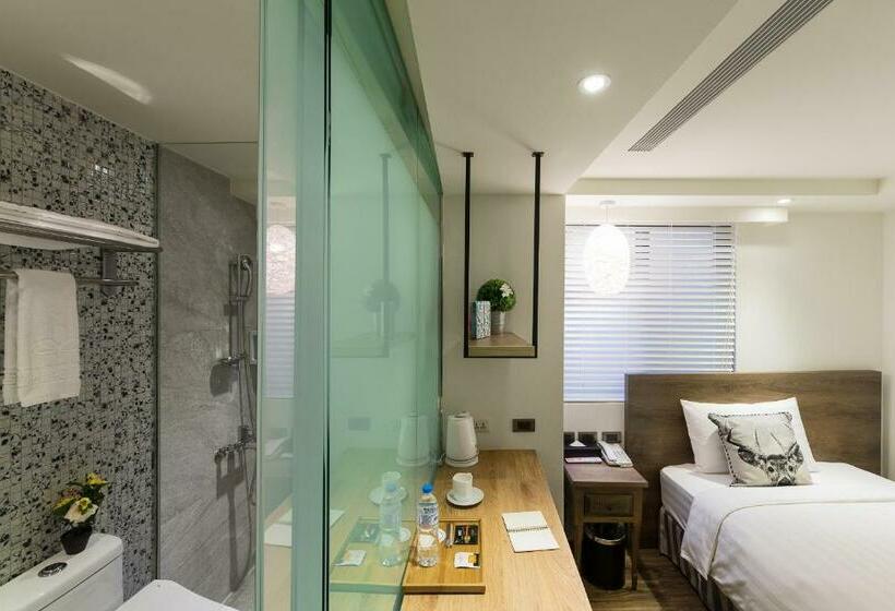 اتاق استاندارد یک نفره, Lan Kwai Fong Garden