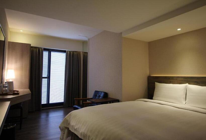 اتاق لوکس, Lan Kwai Fong Garden