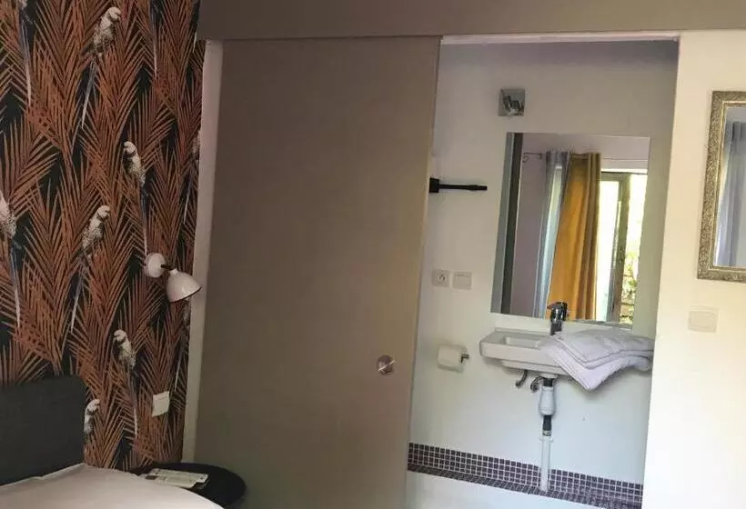 اتاق استاندارد یک نفره, Maison Bagatelle