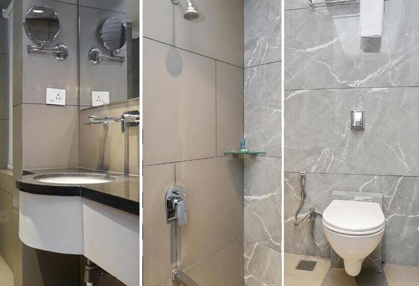 חדר דלוקס, Treebo Premium Niraali Executive