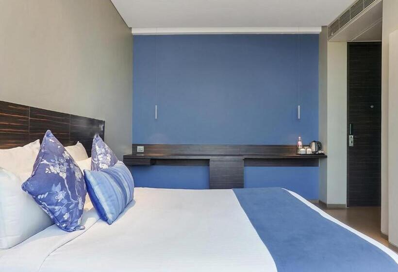 חדר דלוקס, Treebo Premium Niraali Executive