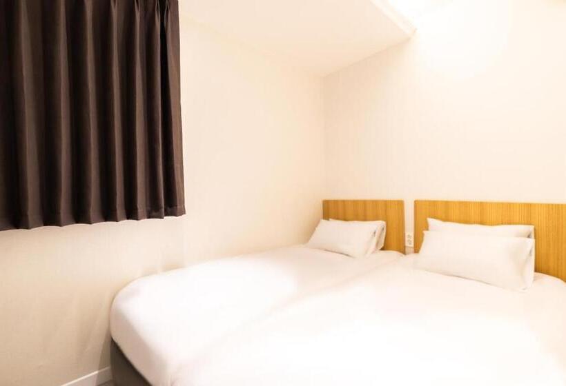 Quarto Estandar, U Stay Myeongdong