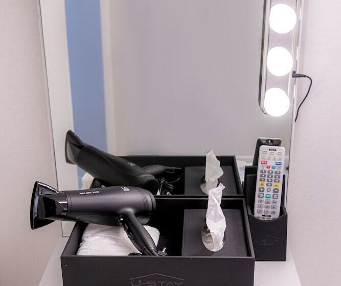 Quarto Triplo Estandar, U Stay Myeongdong