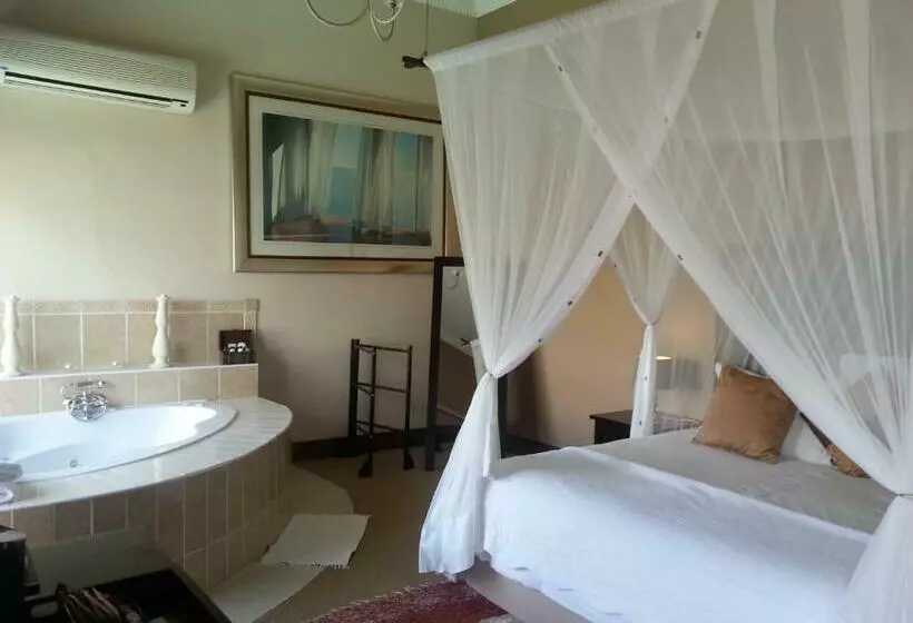 キングサイズベッドのスタンダードルーム, La Dolce Vita Guest House