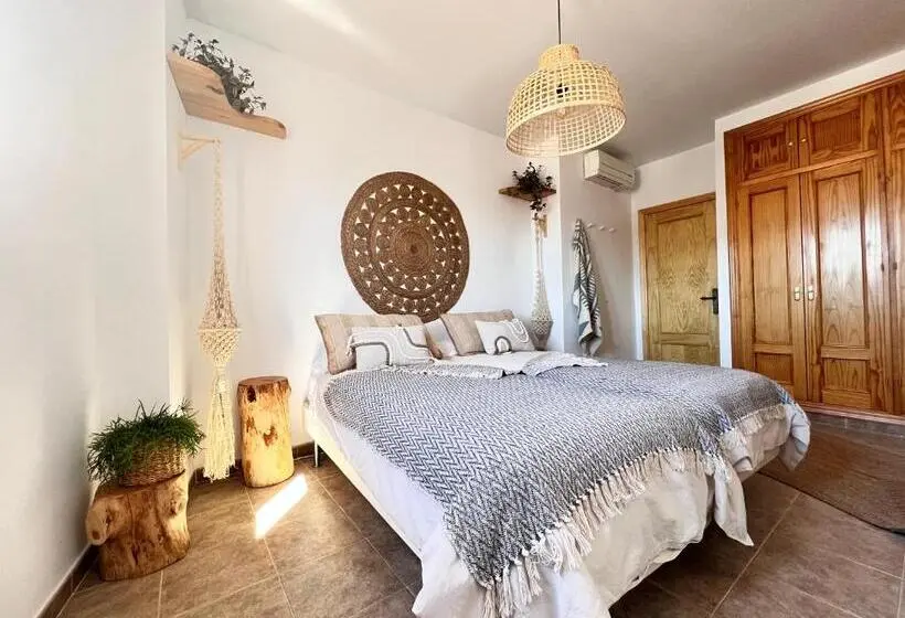 スタンダード４人部屋, Yanes Bed And Breakfast Ronda
