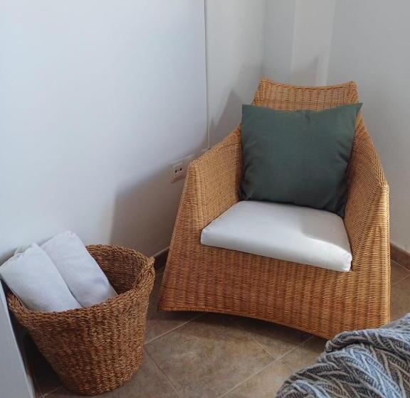 اتاق استاندارد چهار تخته, Yanes Bed And Breakfast Ronda