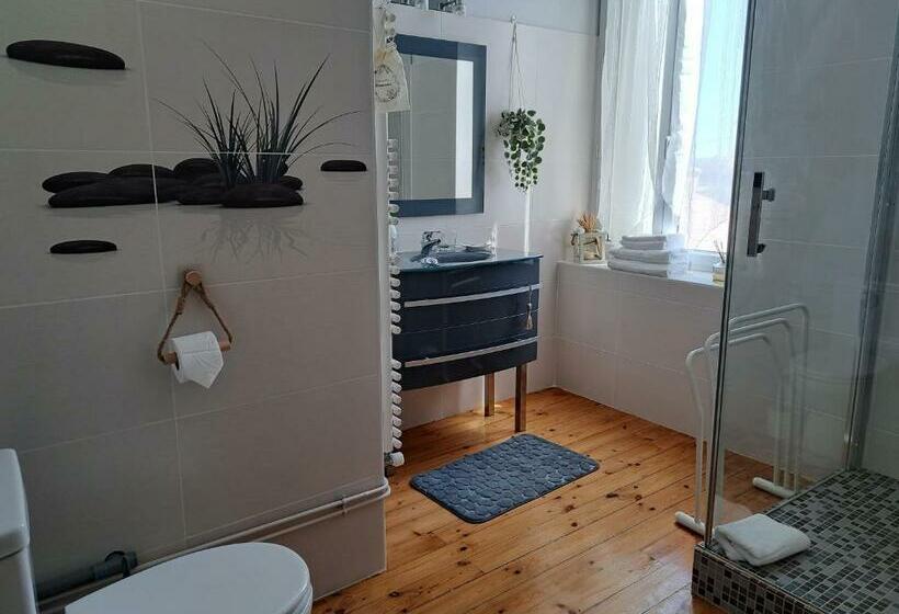 Номер Стандарт, Au Milieu Coule La Garonne