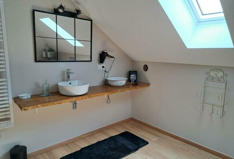 Номер Стандарт, Au Milieu Coule La Garonne