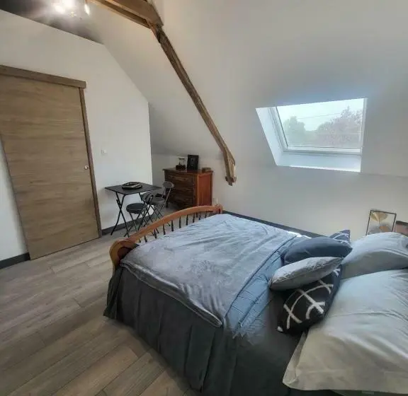 デラックスルーム, Chambres D Hôtes Le Galouray