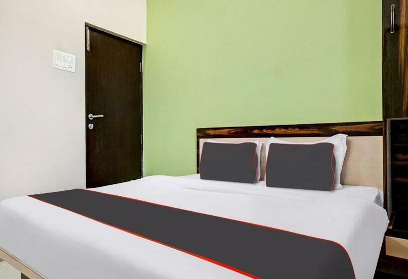 חדר קלאסי לשלושה, Collection O Hotel Pachratna