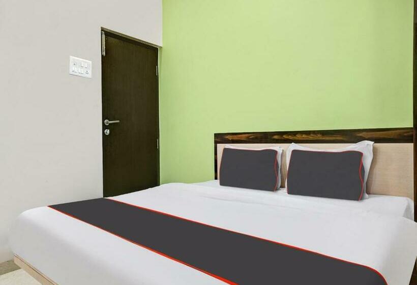 חדר קלאסי לשלושה, Collection O Hotel Pachratna