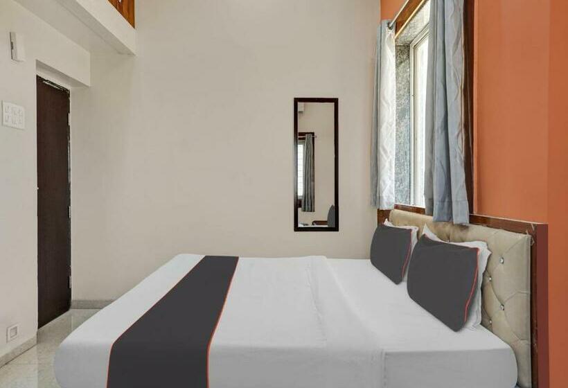 Трехместный Номер Классика, Collection O Hotel Pachratna