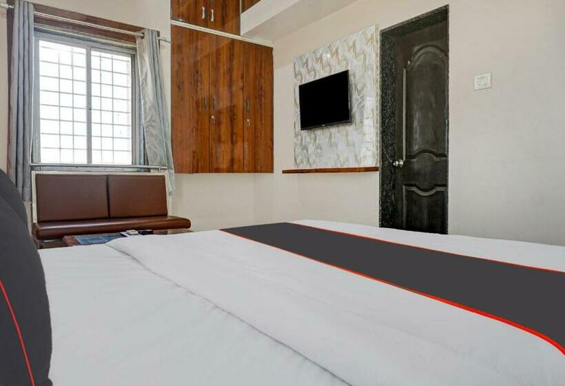 חדר קלאסי לשלושה, Collection O Hotel Pachratna