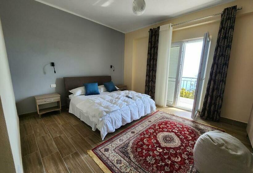 豪华海景房带阳台, Llogora Dervishaliu