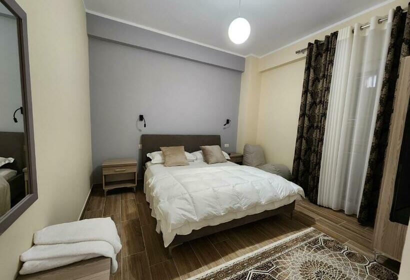 豪华海景房带阳台, Llogora Dervishaliu