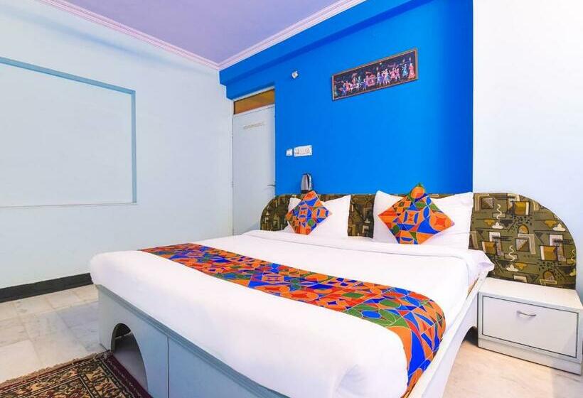 标准间, Collection O Anuja Palace