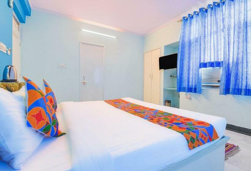 标准间, Collection O Anuja Palace