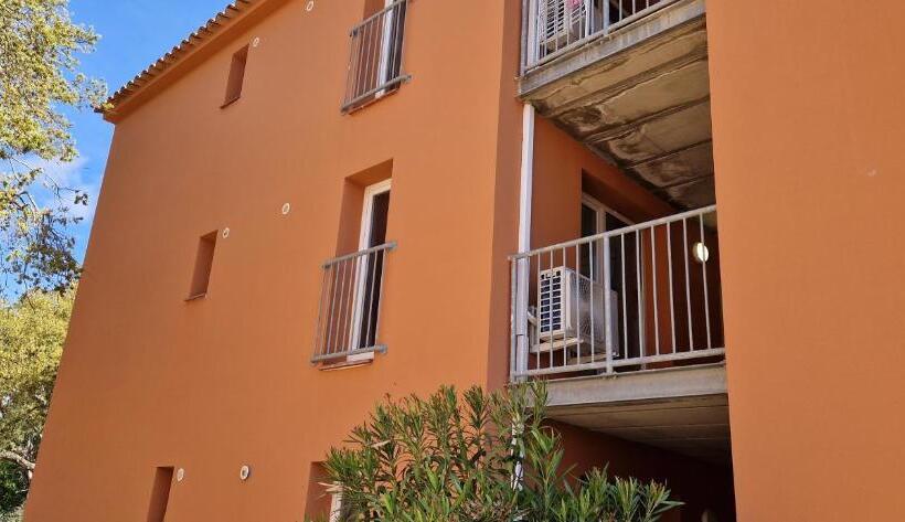 Апартаменты Superior 1 Спальня, T2 4 Personnes Résidence De Vacances Avec 3 Piscines Les Hameaux De Saint Cyprien Lecci De Porto Vec