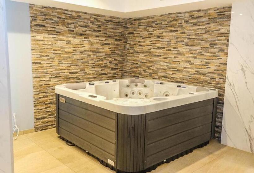 آپارتمان 1 خوابه با بالکن, Vortexlux