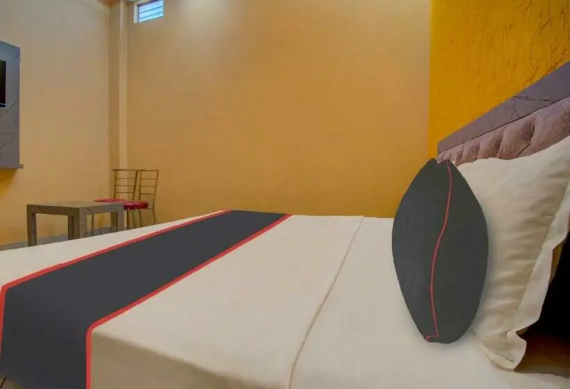 Classic Kolmen Hengen Huone, Collection O Rj14 Hotel Sanwariya & Resturant