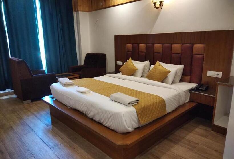 اتاق لوکس با بالکن, Galaxy Luxuria , Manali