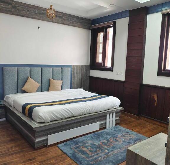 トリプルクラシックルーム, Dk Residency   Shimla