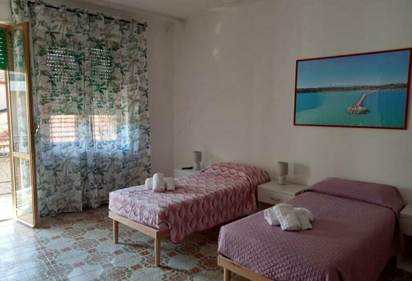 Четырехместный Номер Стандарт, Le Navi