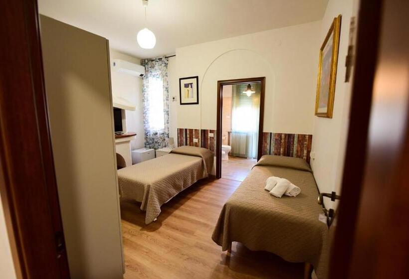 غرفة قياسية, Le Navi