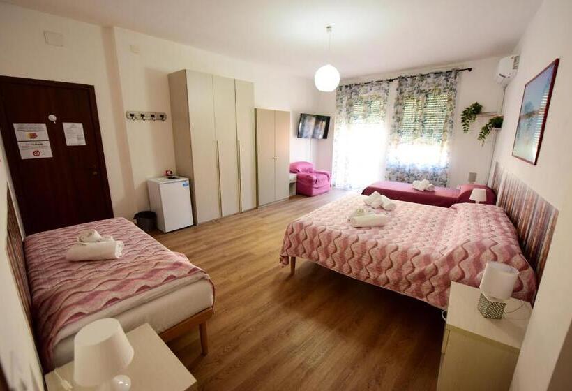 Четырехместный Номер Стандарт, Le Navi