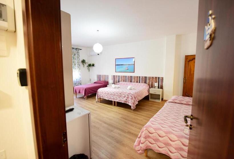 Четырехместный Номер Стандарт, Le Navi