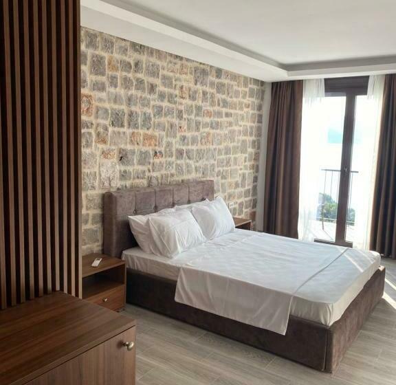 اتاق استاندارد با بالکن و چشم‌انداز دریا, Agape Rose