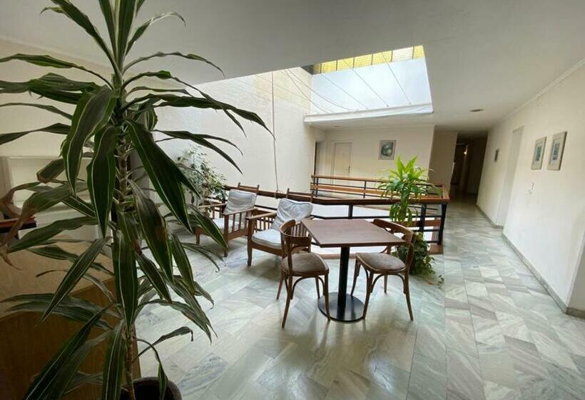 اتاق استاندارد, Centro Plaza