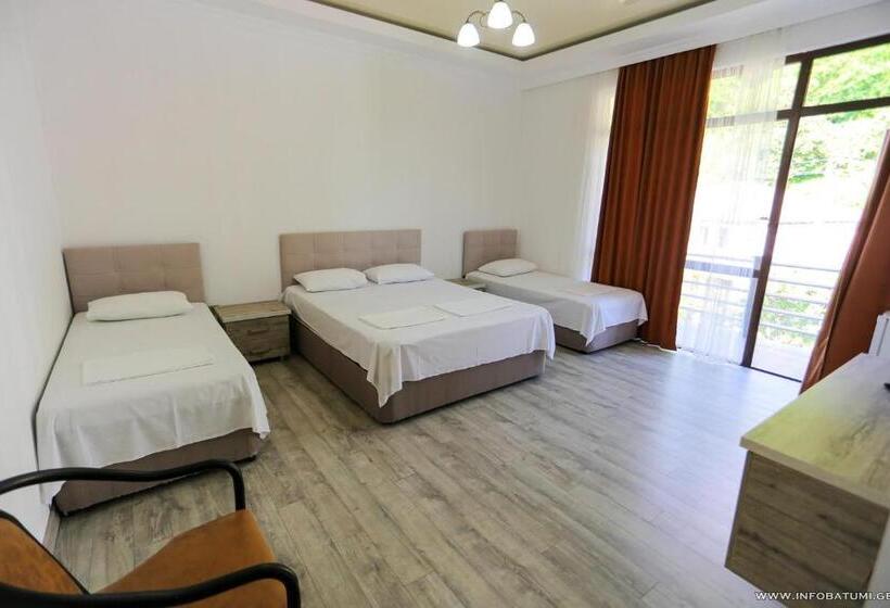 اتاق استاندارد سه تخته با بالکن, Garden In Gonio Matata Motsikulis 58