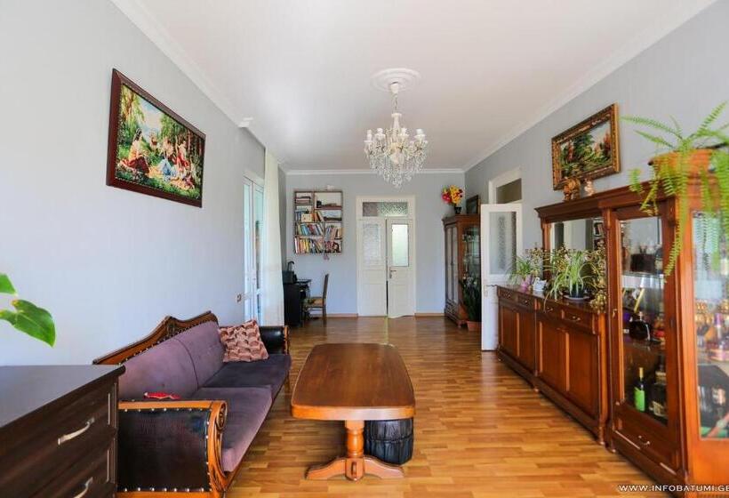 اتاق استاندارد سه تخته با بالکن, Garden In Gonio Matata Motsikulis 58