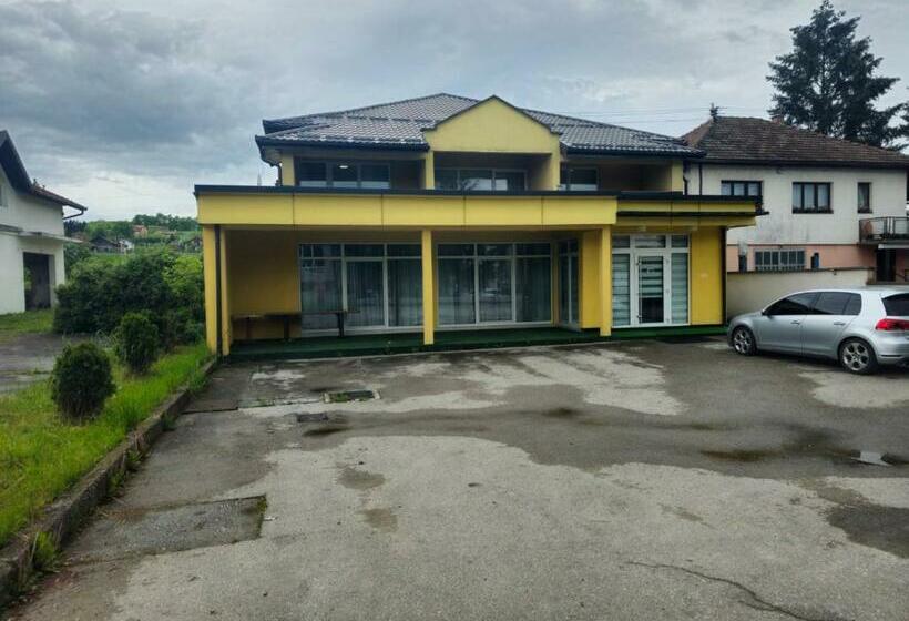 标准间, Guest House Star Gate