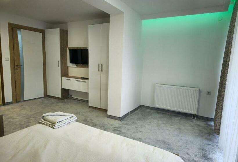 标准间, Guest House Star Gate