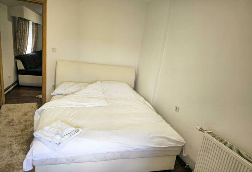 标准间, Guest House Star Gate