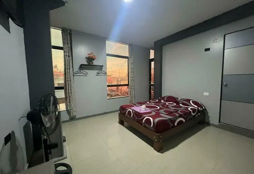 اتاق استاندارد, Adrian´s