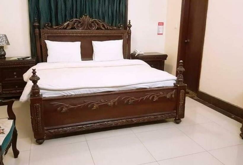 Standard Single Room, Inn Karachi