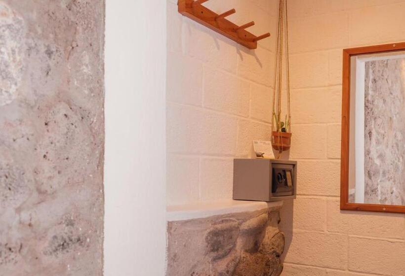 Номер Стандарт, Hostal Pimampiro