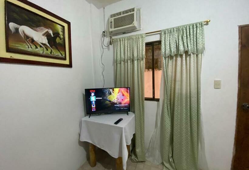 اتاق استاندارد با بالکن, Ufo Rooms