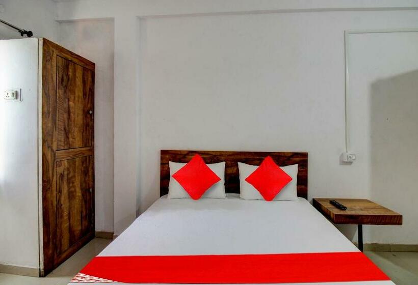 غرفة كلاسيكية ثلاثية, O The Golden Key