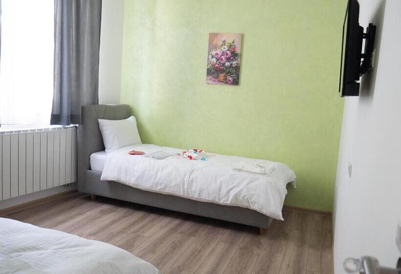 اتاق استاندارد, Rezime