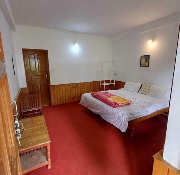 经济房, Eagle Guesthouse