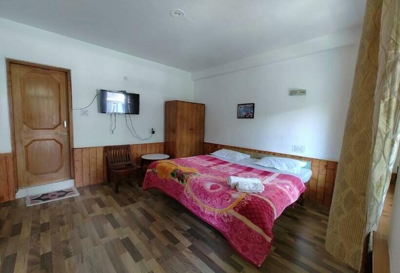 经济房, Eagle Guesthouse