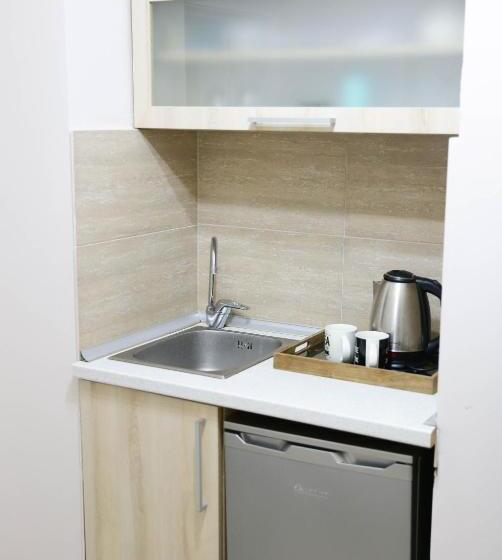 اتاق لوکس چهار تخته, La Hacienda