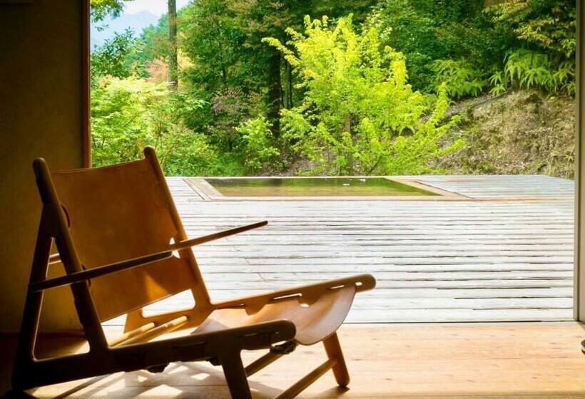 Standart Oda, 奥武雄温泉 風の森